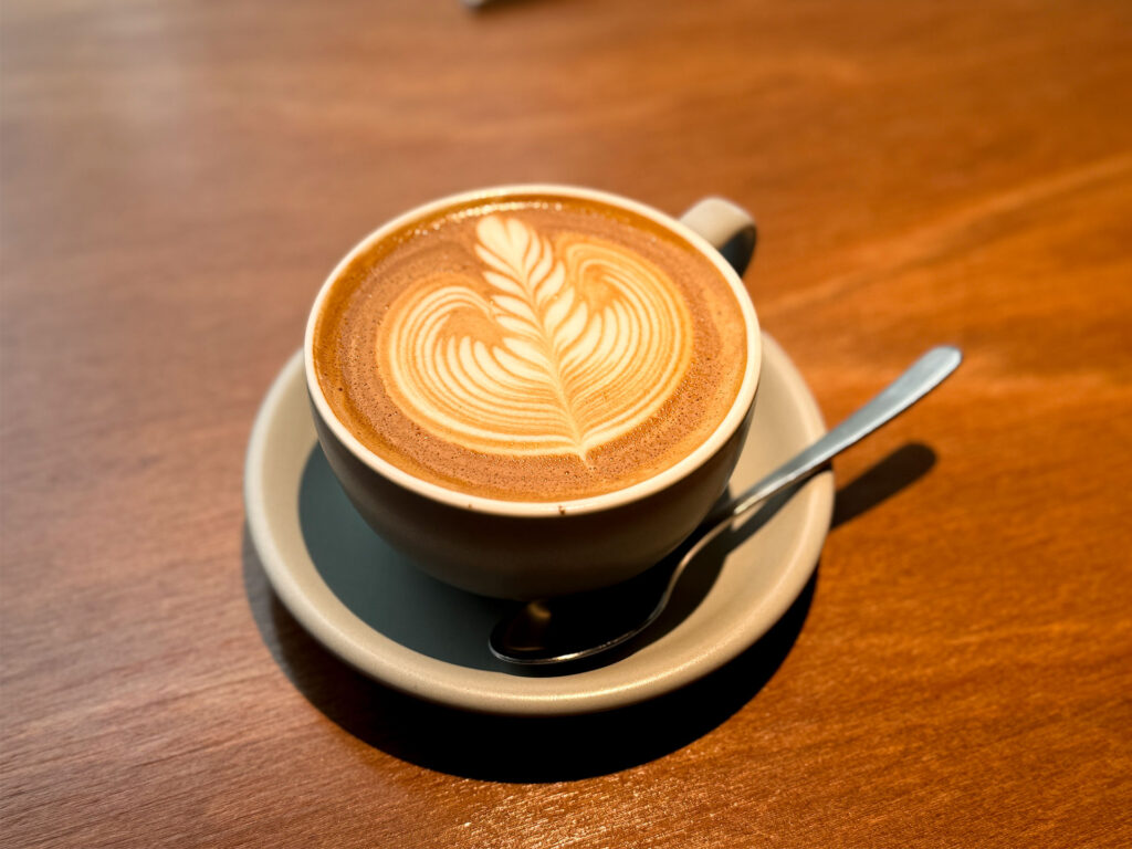 BARREL COFFEE ROASTERY カフェラテ