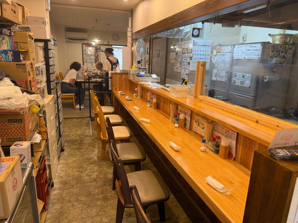 五味鳥 内観