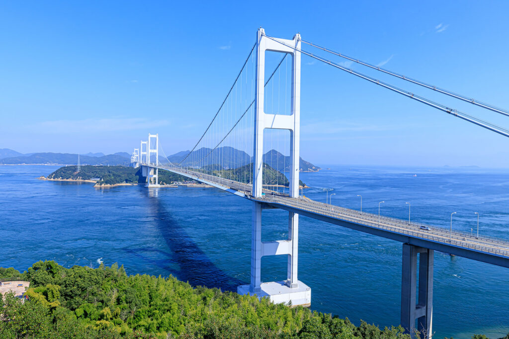 糸山公園・来島海峡展望館からの展望