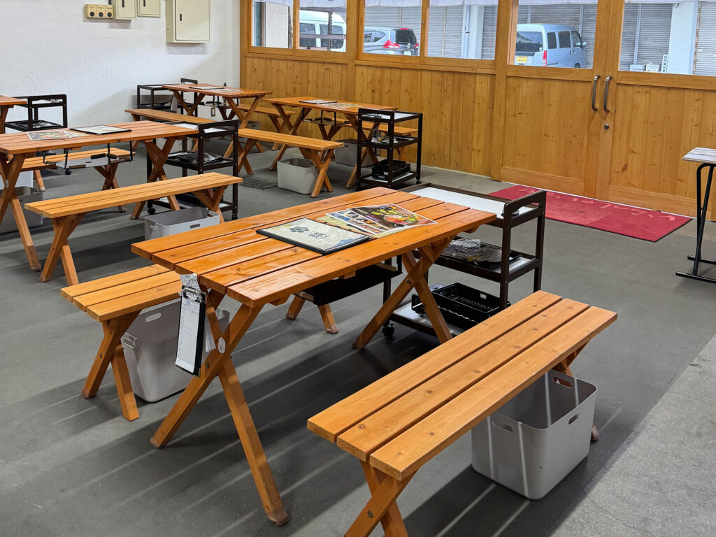 海鮮小屋 鱗の内観
