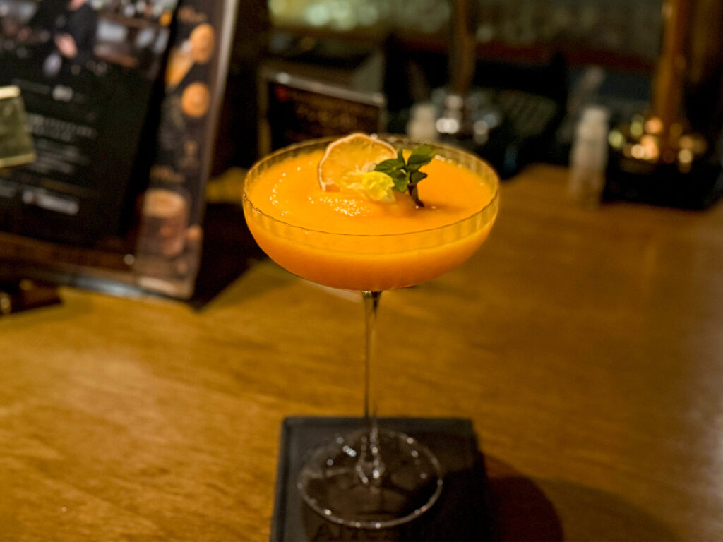 Bar ANCHOR フルーツカクテル「愛媛のみかん」