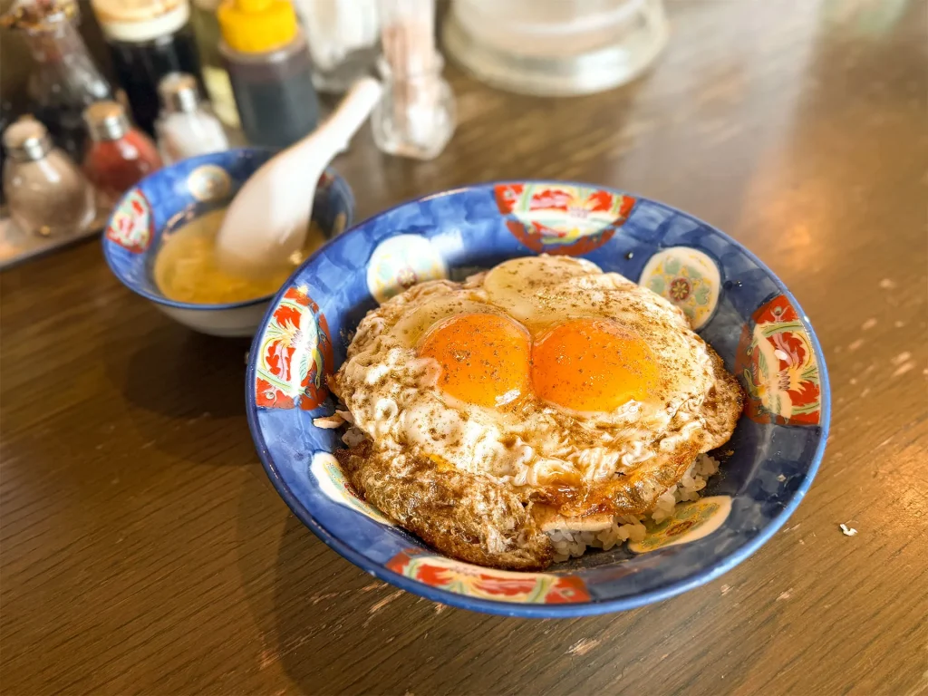白楽天 焼豚玉子飯
